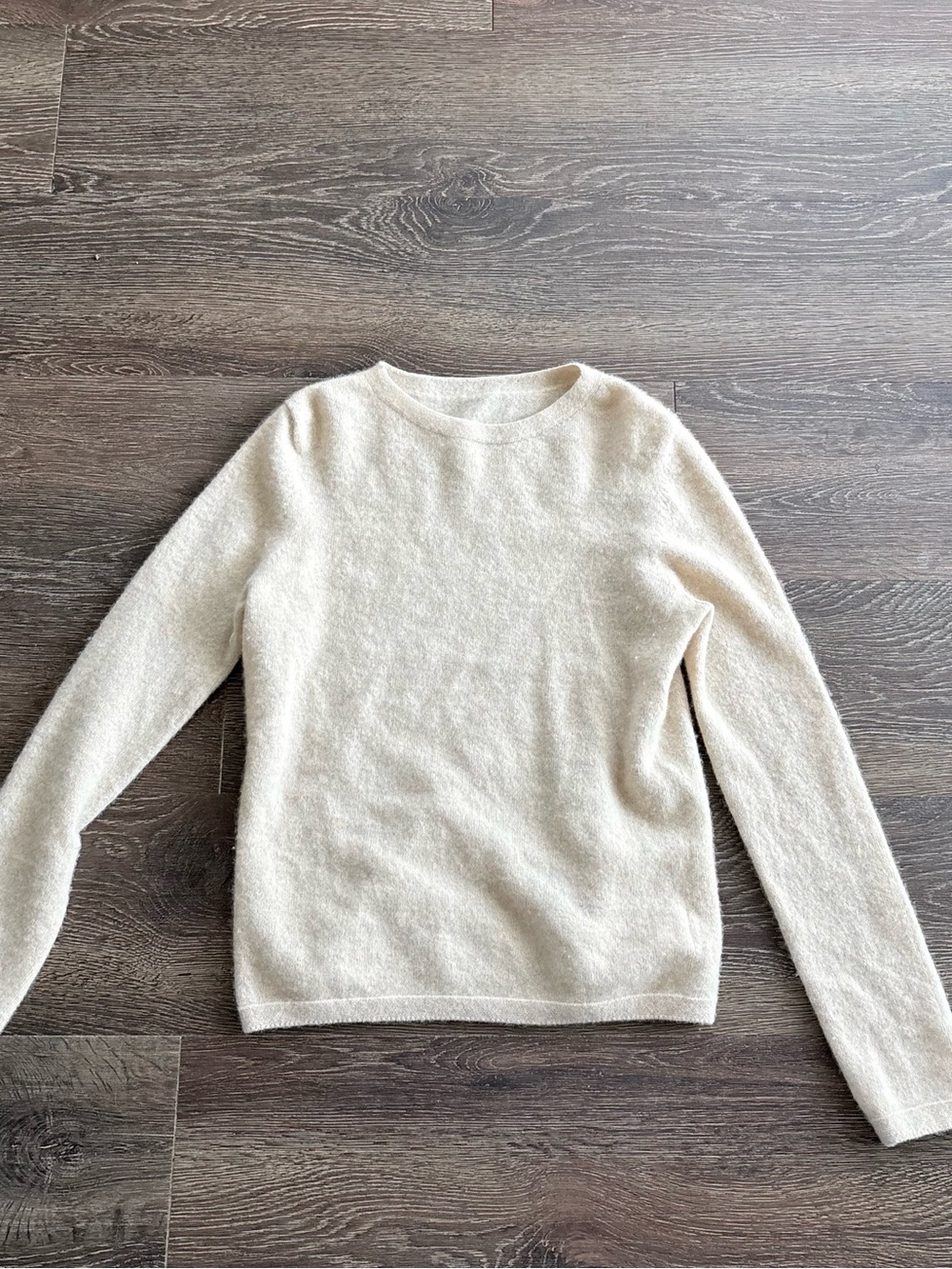 Goelia cashmere size small long sleeve